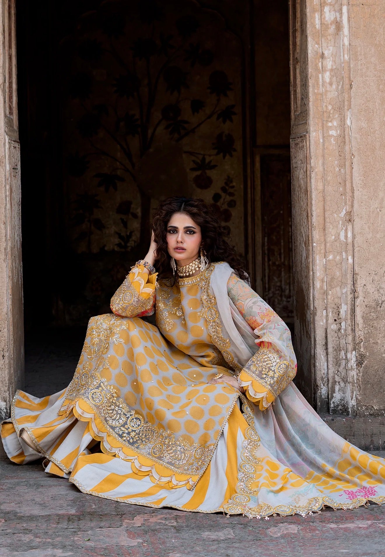 3-PC UNSTITCHED EMBROIDERED CHIFFON COLLECTION VSLW6-10