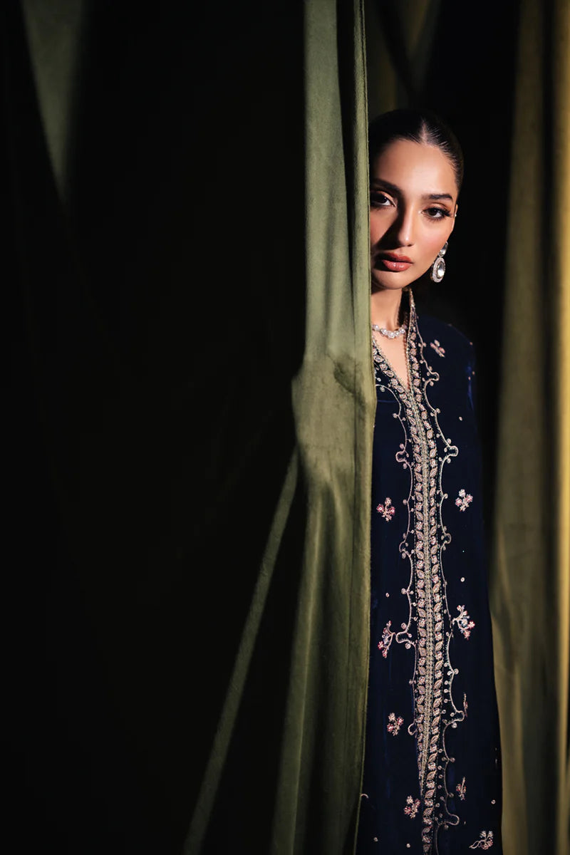 QALAMKAR VELVET EDIT