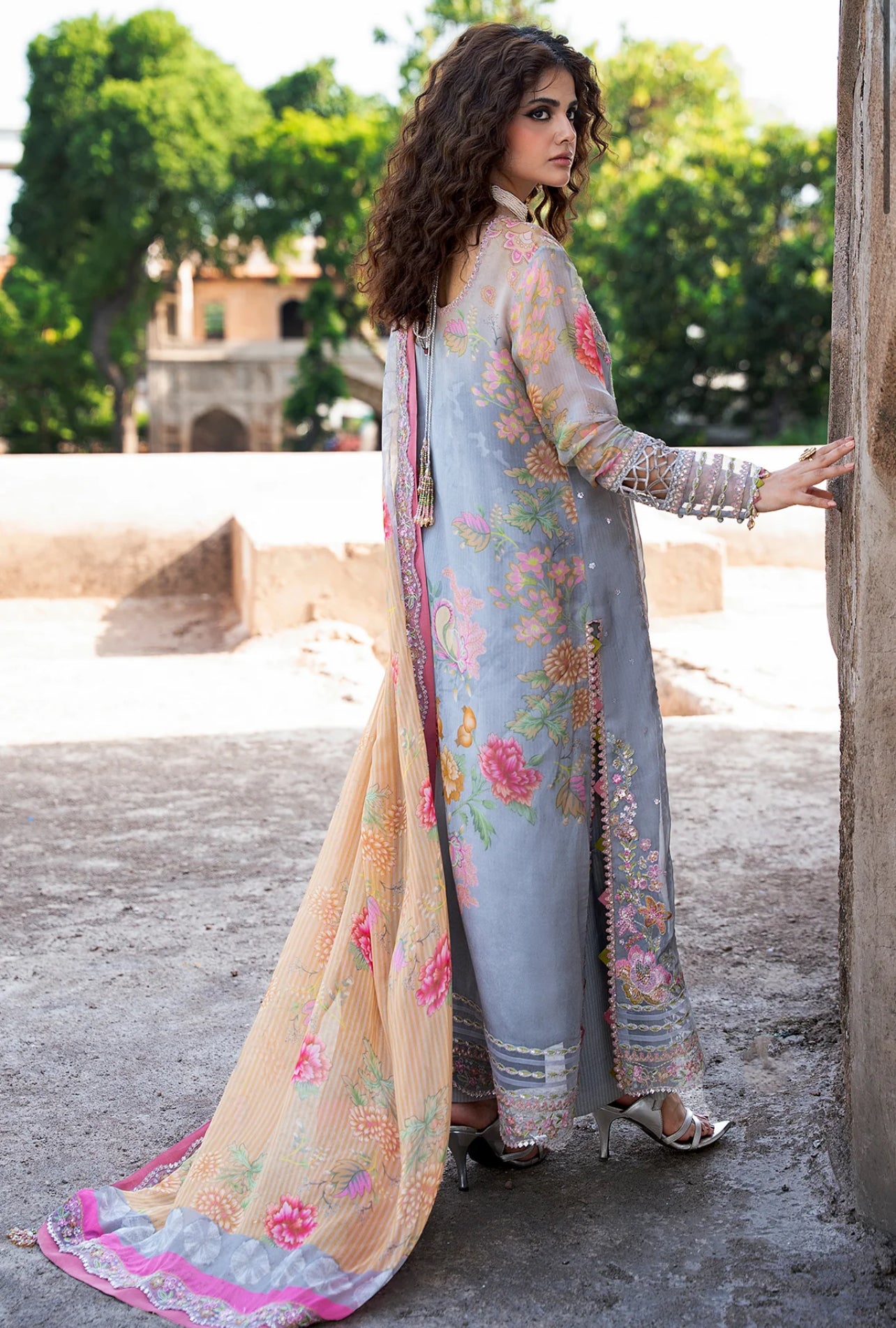 3-PC UNSTITCHED EMBROIDERED CHIFFON COLLECTION VSLW6-03