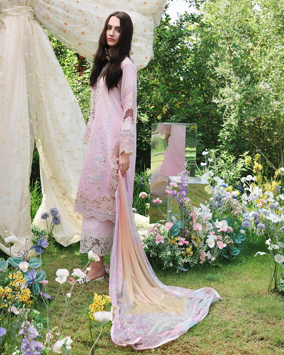 ENCHANTED VINE