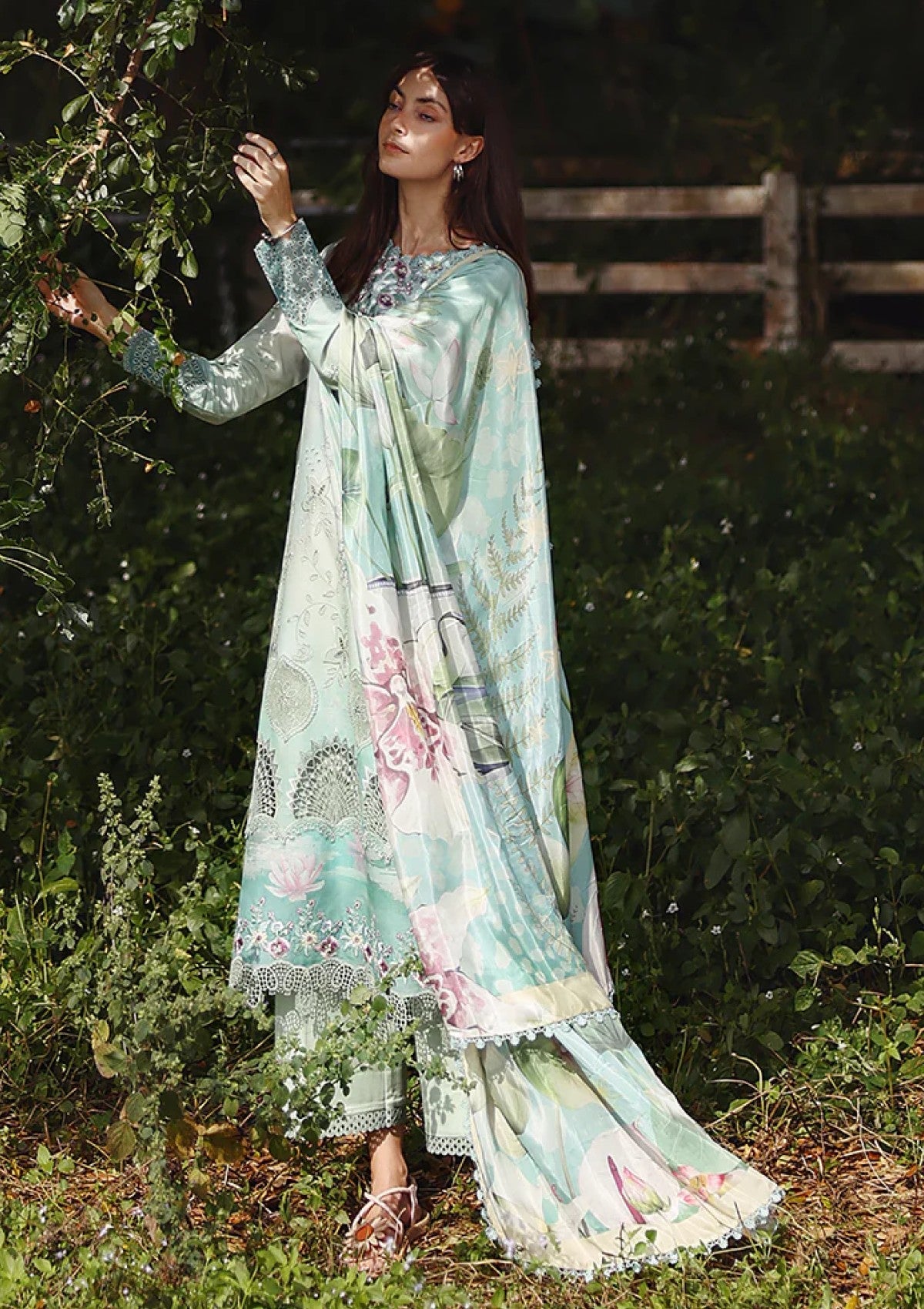 Lawn - Mushq - Solace 26 - Ombre Chikankari - MUNSS#208 - Tranquil Muse