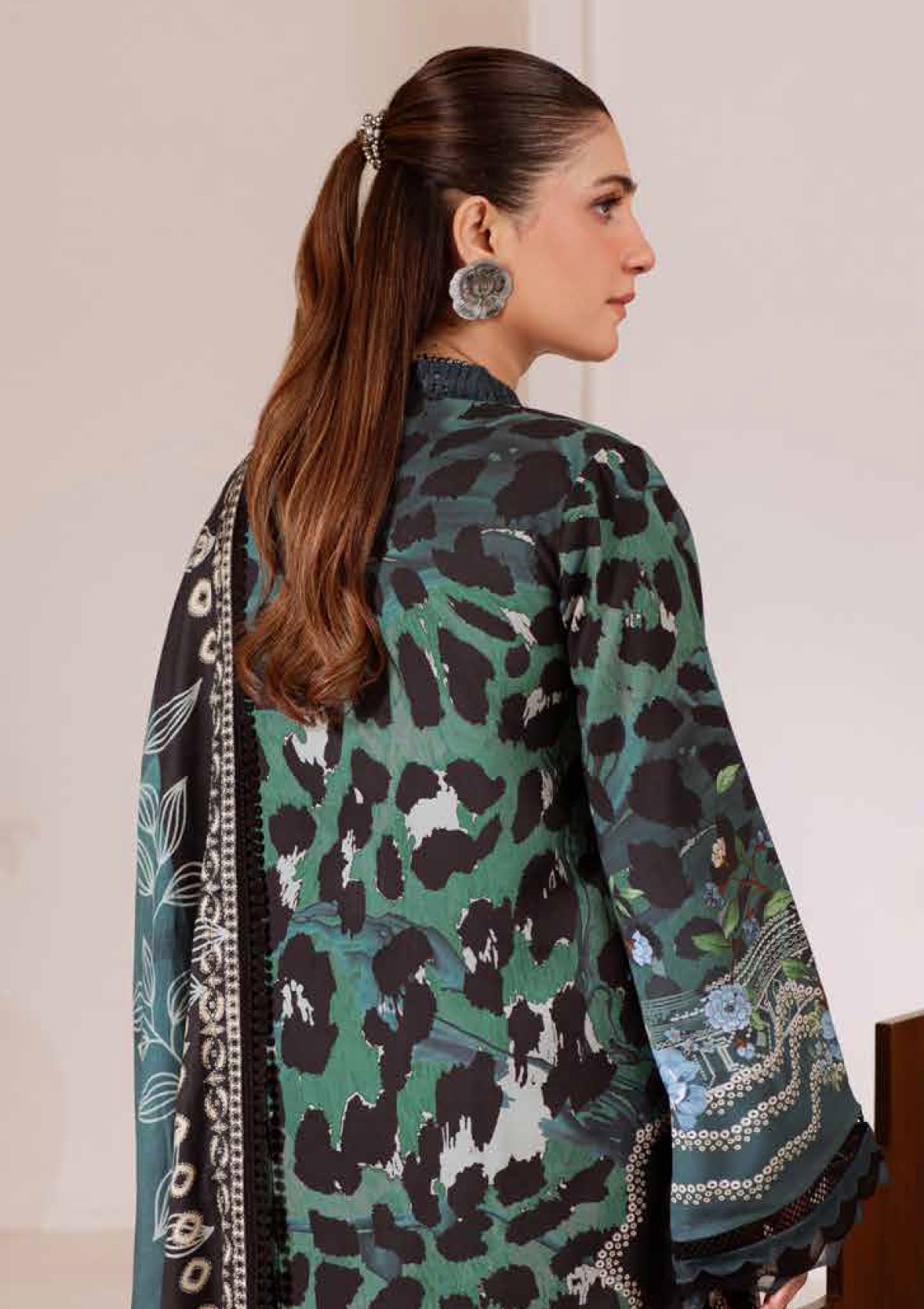 Nureh · Unstitched · SP-183