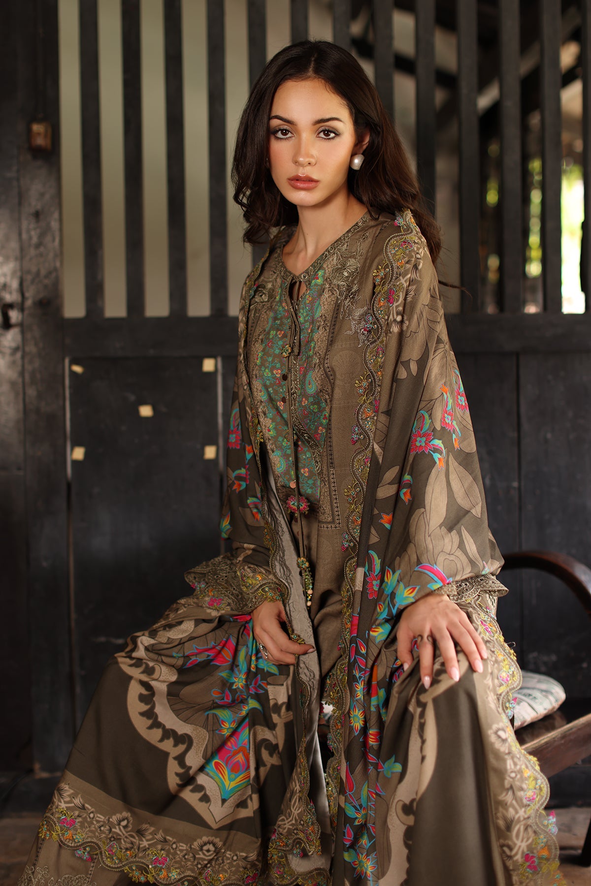 Charizma · Unstitched · ANW7-05