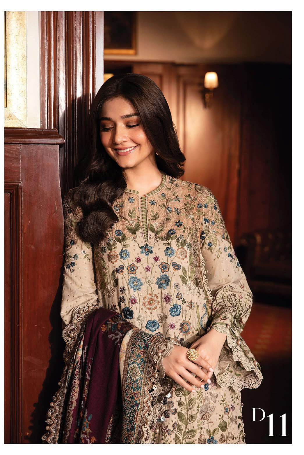 MARIA B                                  Unstitched Winter Luxe' 24 | 
Code: LN-1211