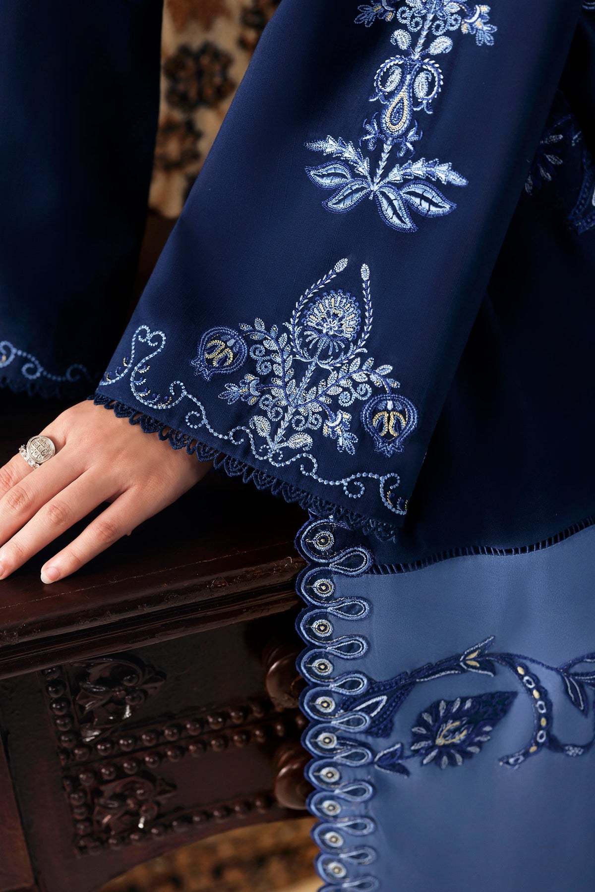 Qalamkar · Qline Linen '26 · QLW-10