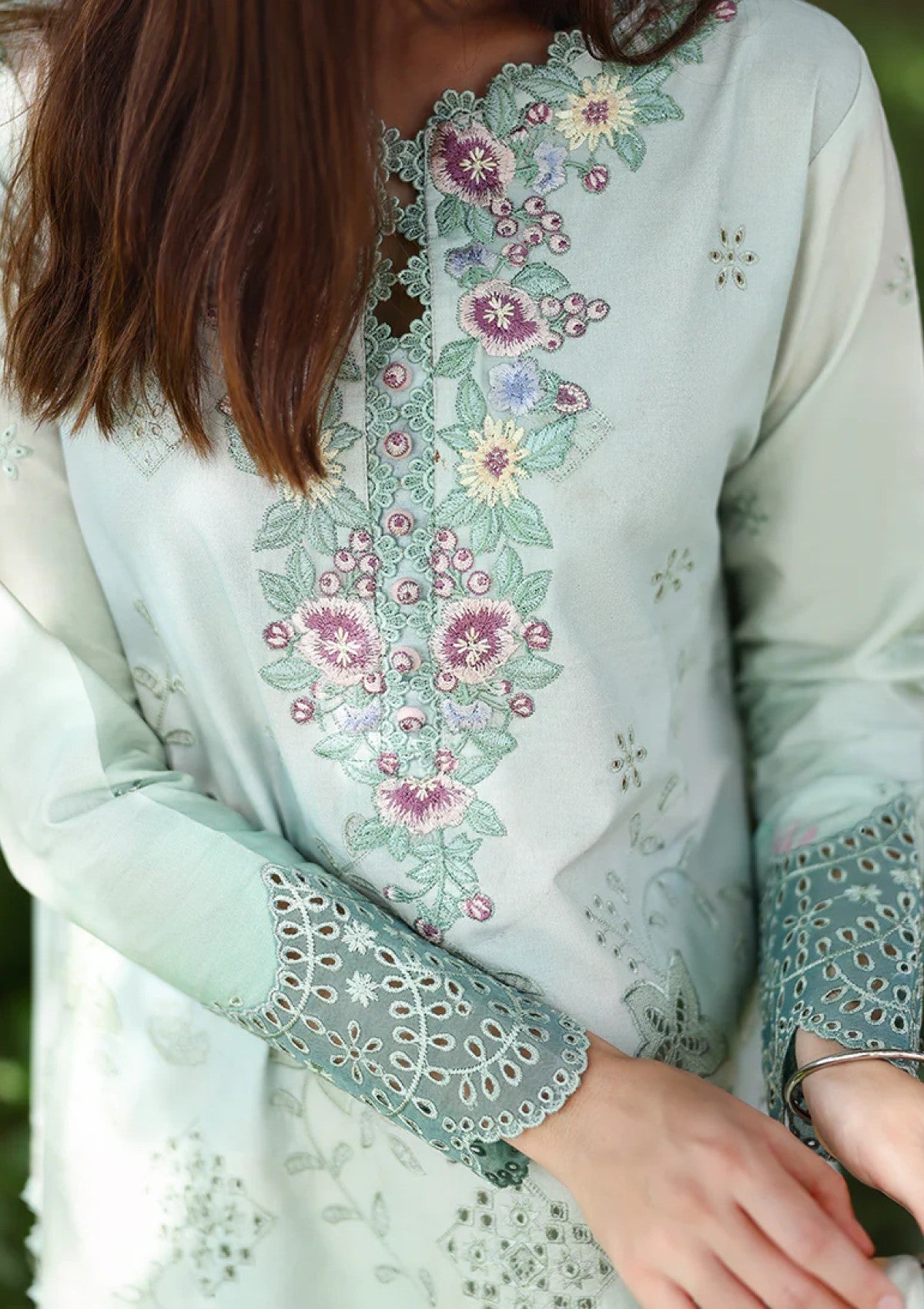 Lawn - Mushq - Solace 26 - Ombre Chikankari - MUNSS#208 - Tranquil Muse