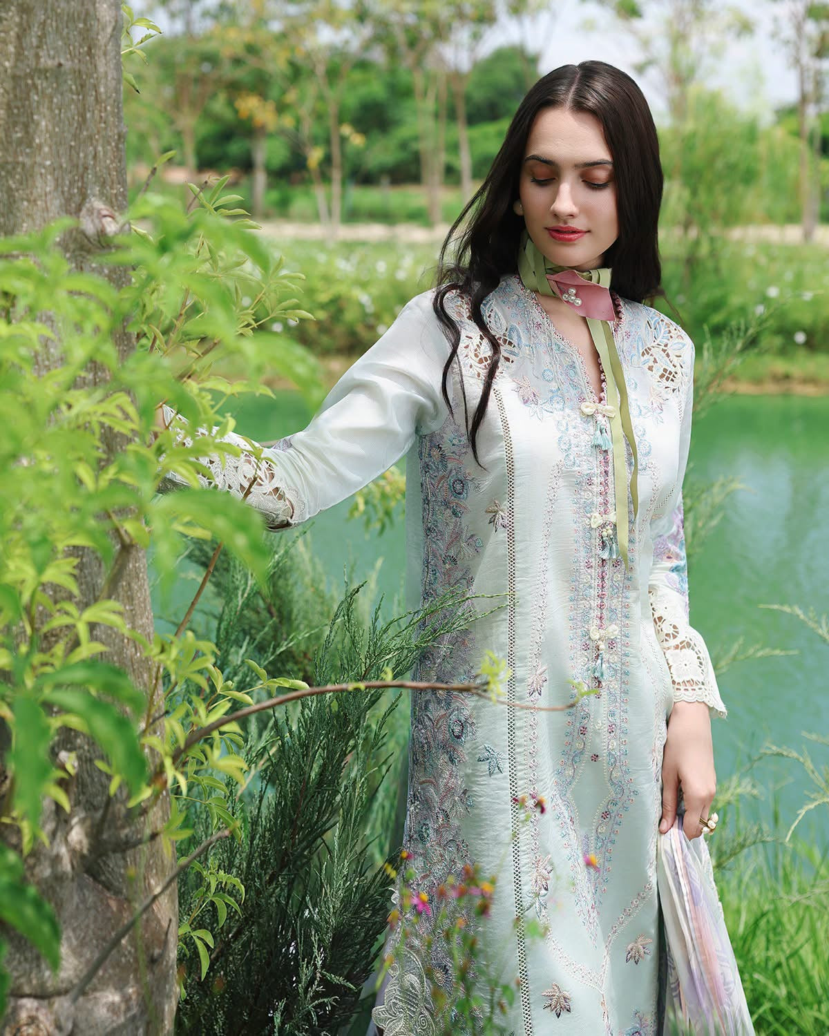 GARDEN ROYALE