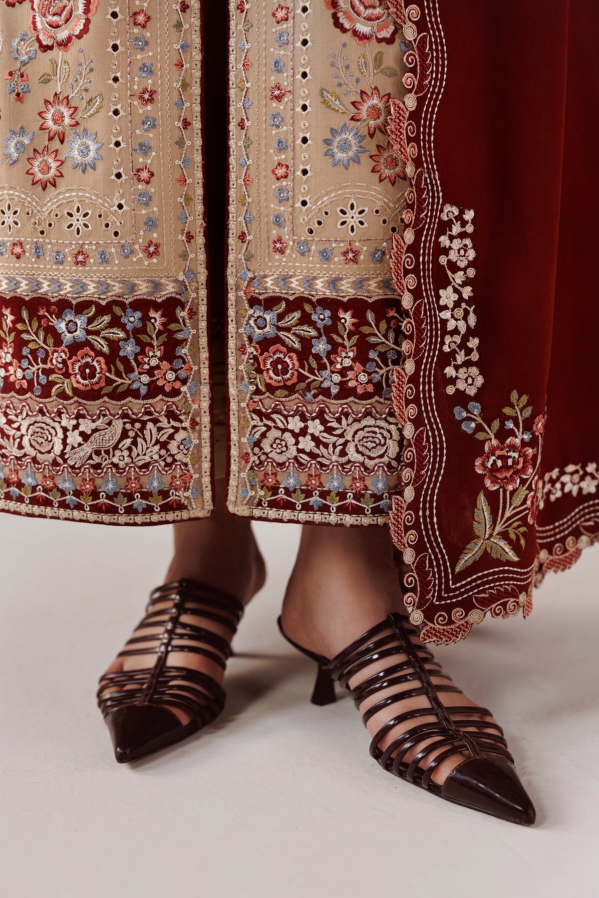 Qalamkar · Qline Linen '26 · QLW-16