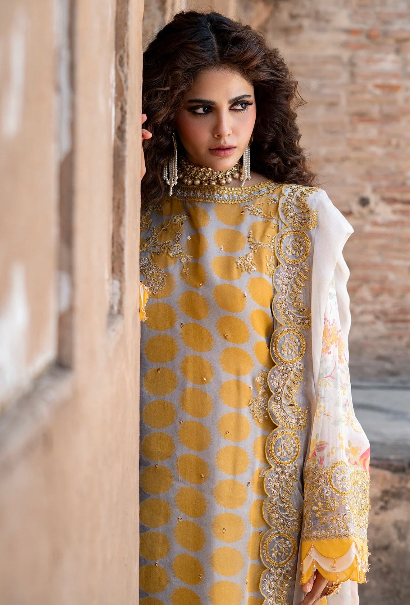 3-PC UNSTITCHED EMBROIDERED CHIFFON COLLECTION VSLW6-10
