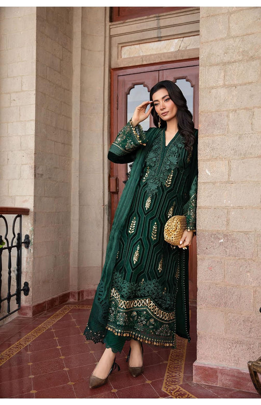 MARIA.B
Unstitched Winter Luxe' 24 | 
Code: LN-1212