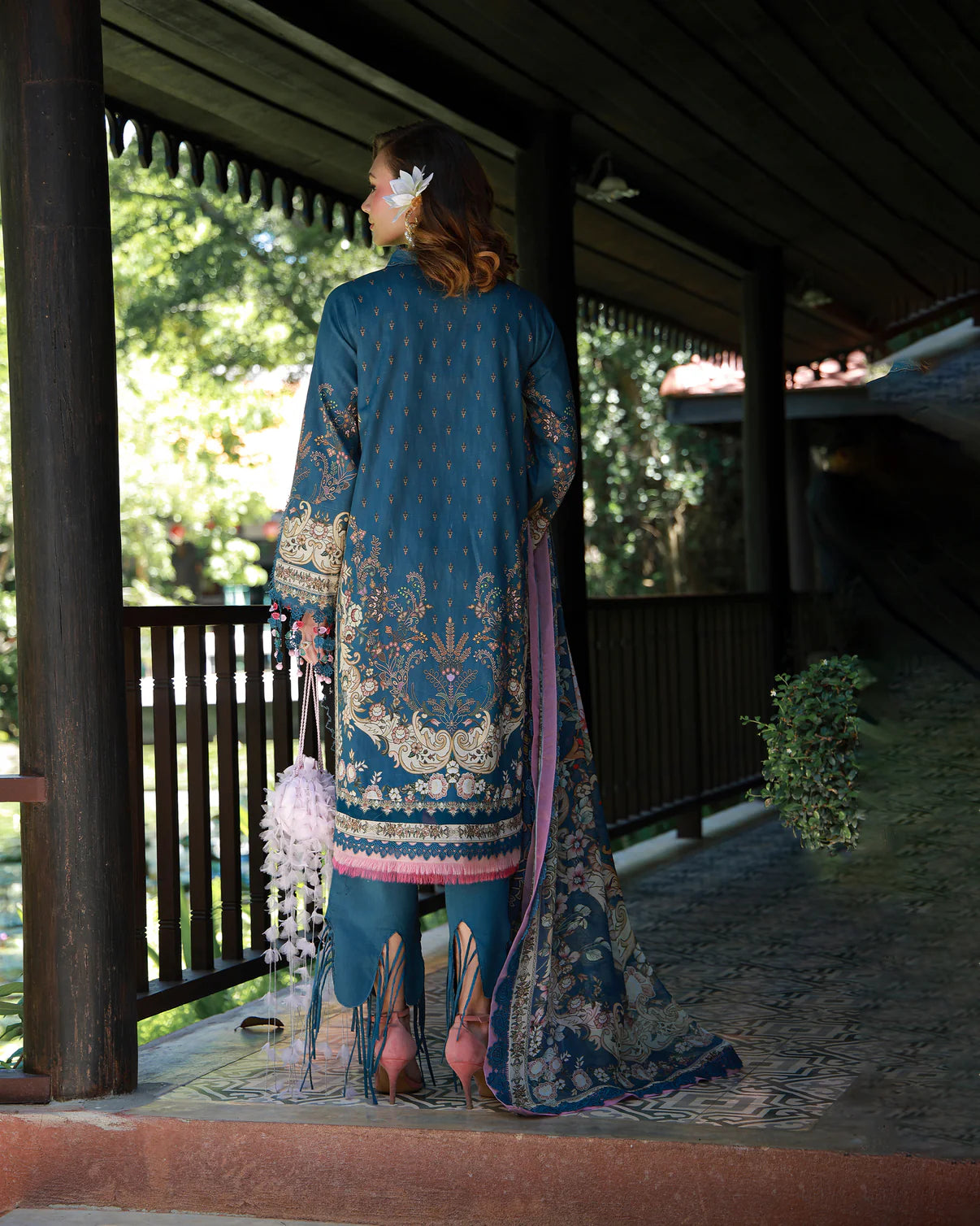 URBANE EMBROIDERED - FIORA