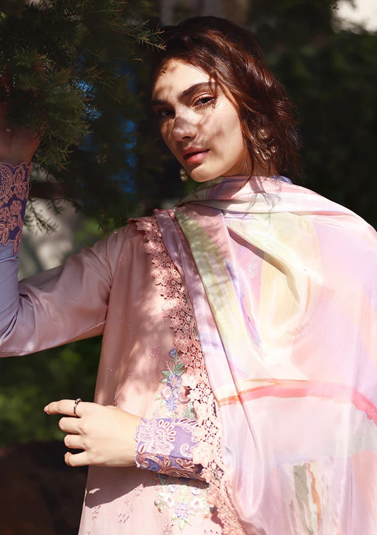 Lawn - Mushq - Solace 26 - Ombre Chikankari - MUNSS#201 - Morning Veil