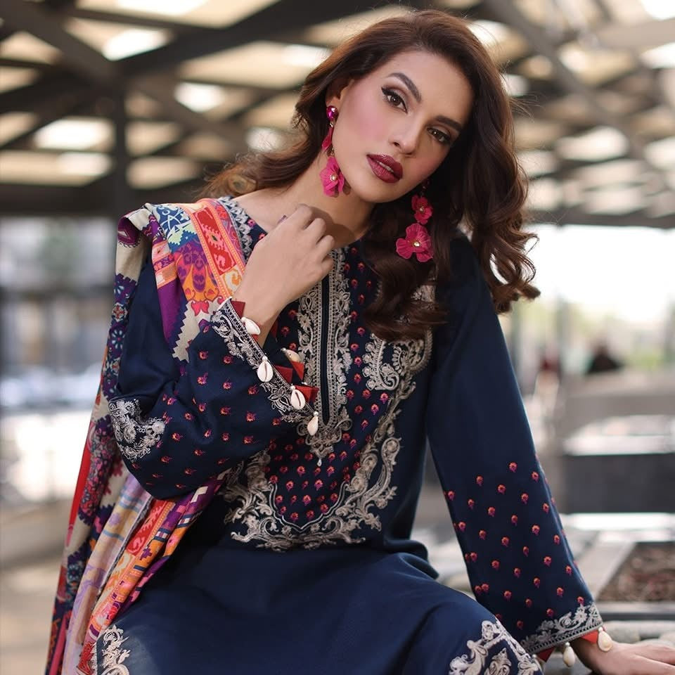 3-PC UNSTITCHED EMBROIDERED LEATHER WITH PRINTED WOOL SHAWL PS4-14