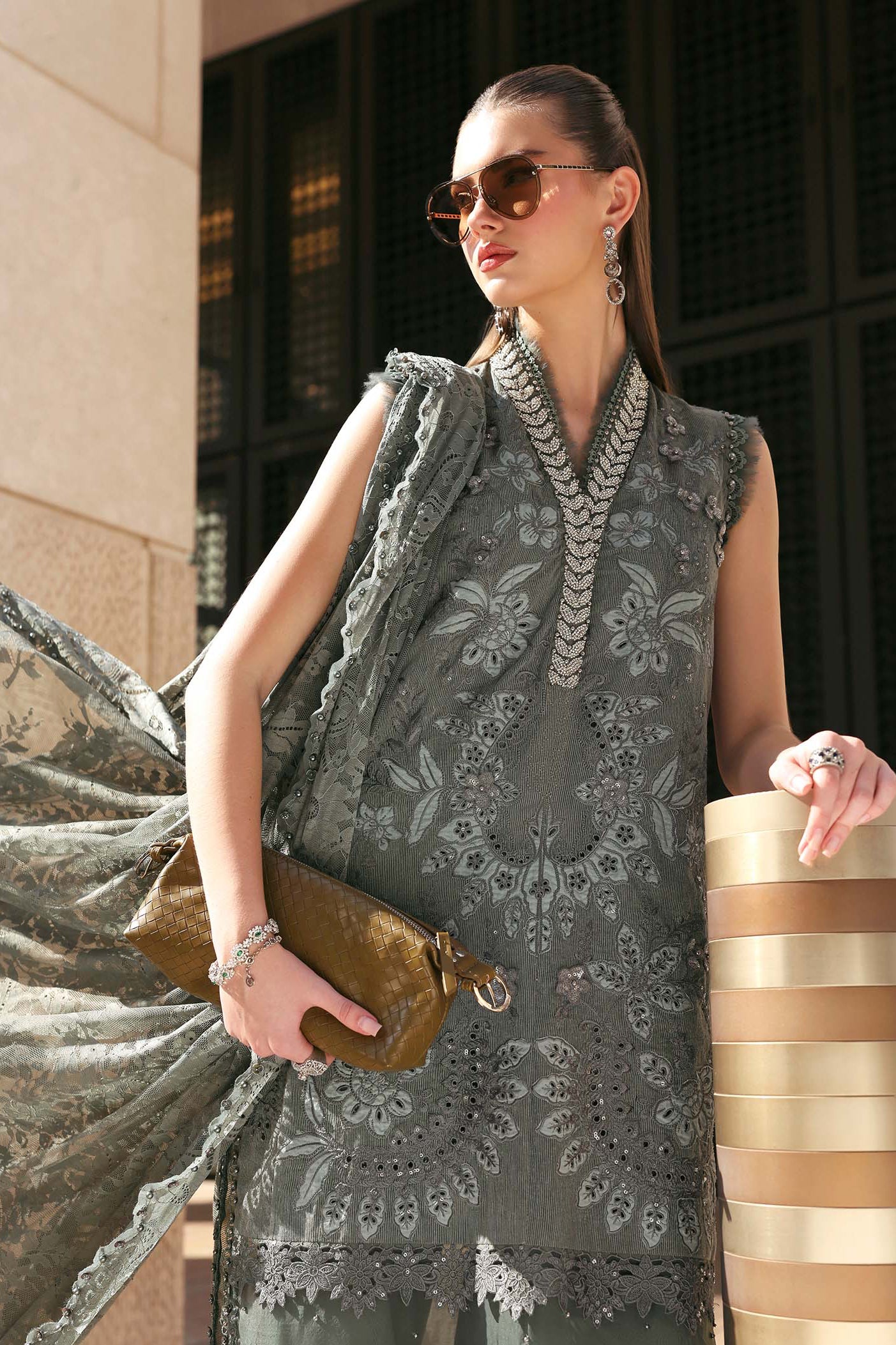 3 Piece Unstitched Embroidered Lawn Karandi Suit