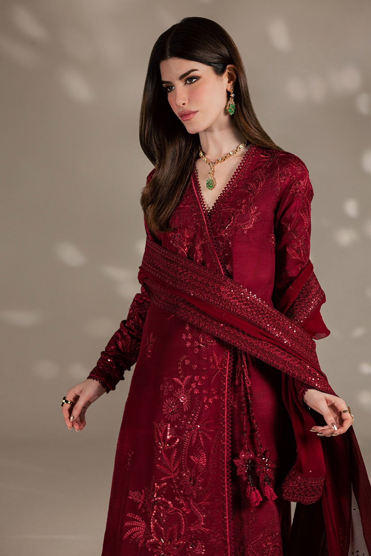 Nureh · THE SILK · S-32