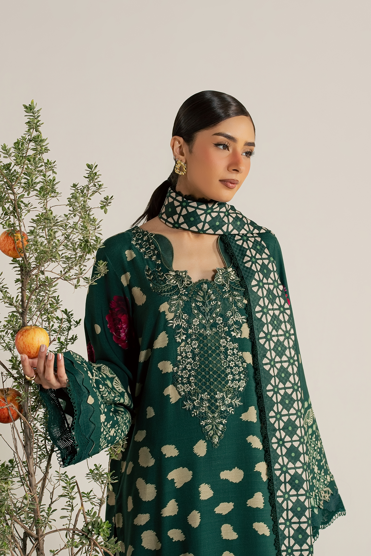 Express Shipping ⚡ · Dahlia · DA-156