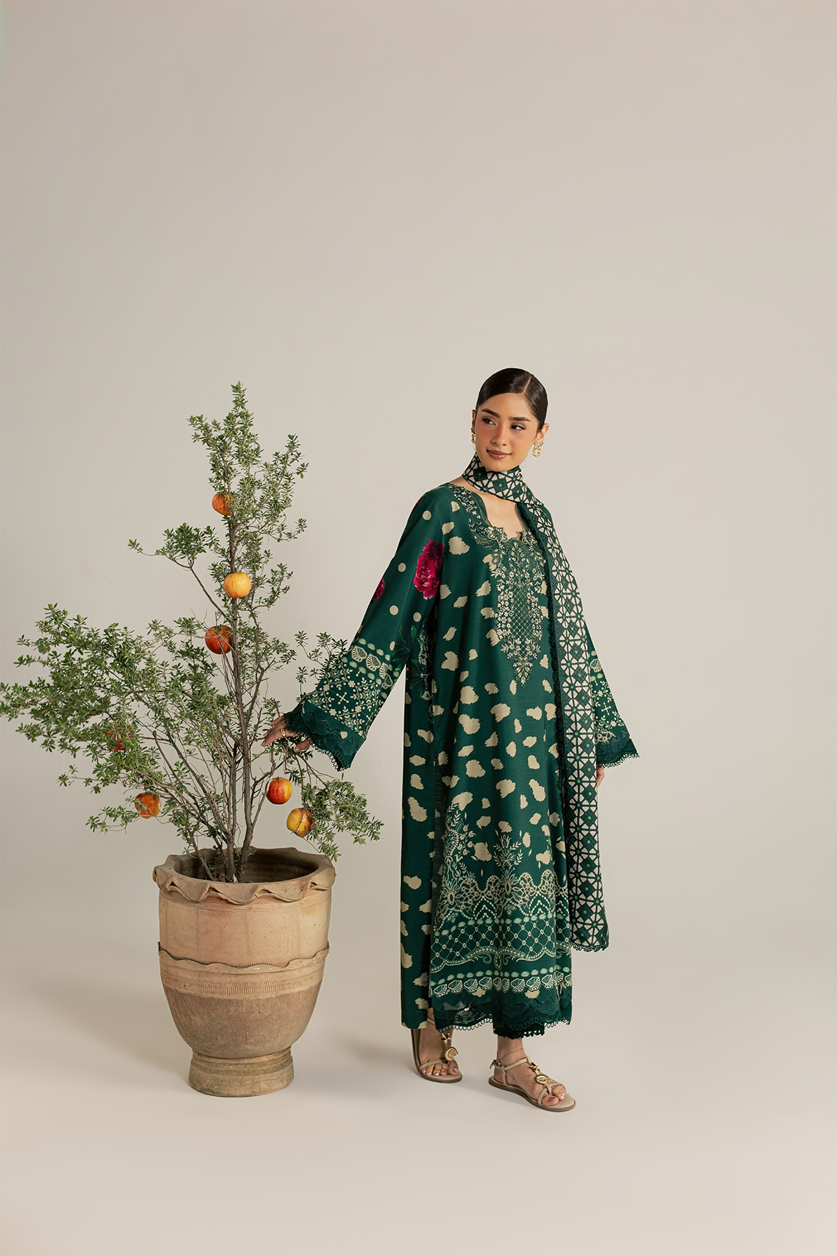 Express Shipping ⚡ · Dahlia · DA-156