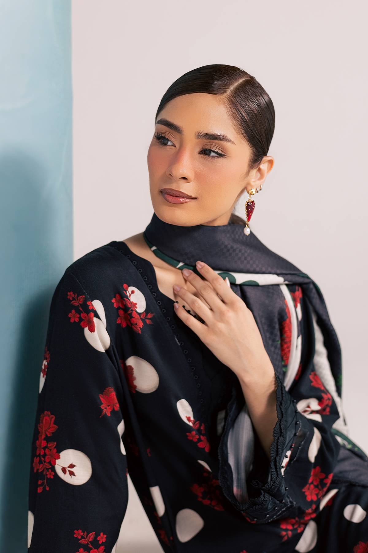 Express Shipping ⚡ · Dahlia · DA-155